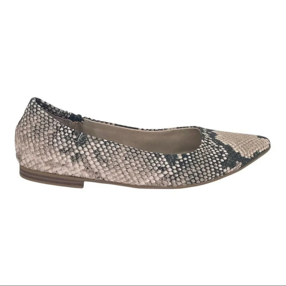 Sun + Stone Jilly Snake Print Womens Flat Loafers - Picture 2 of 12